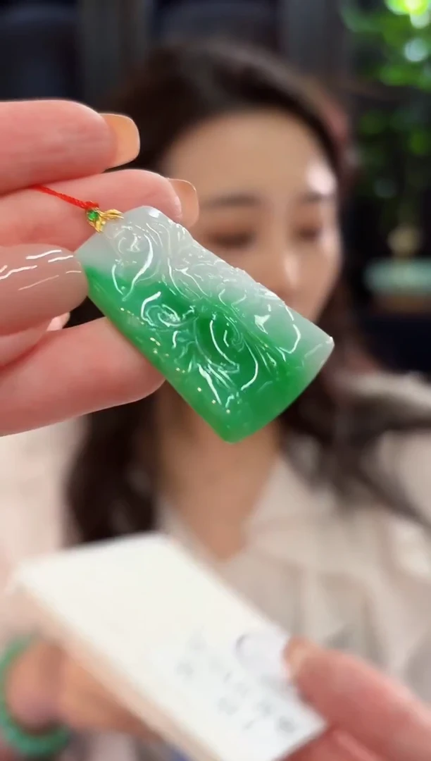 吊坠(不含链)18K金镶嵌翡翠 缅甸A货/支持复检/一件