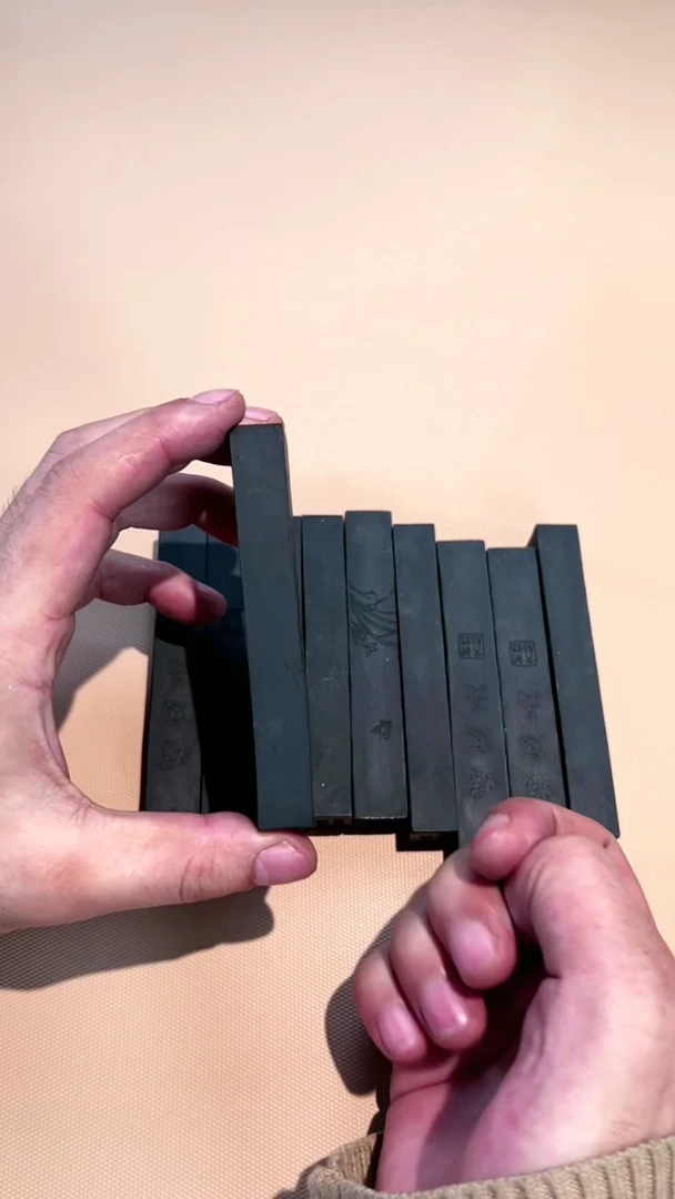 10徽墨一锭刚子和他的砚友们（特价）