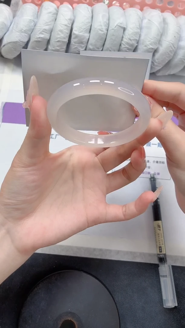 石英质玉手镯未镶嵌180-荔枝59.2