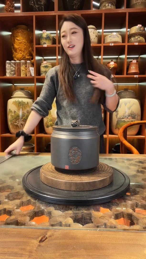 罐云南建水紫陶茶罐