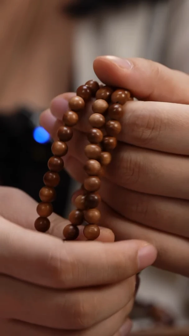 檀香木手串/手链静***?老山檀香0.8圆珠多圈108颗沉水药香