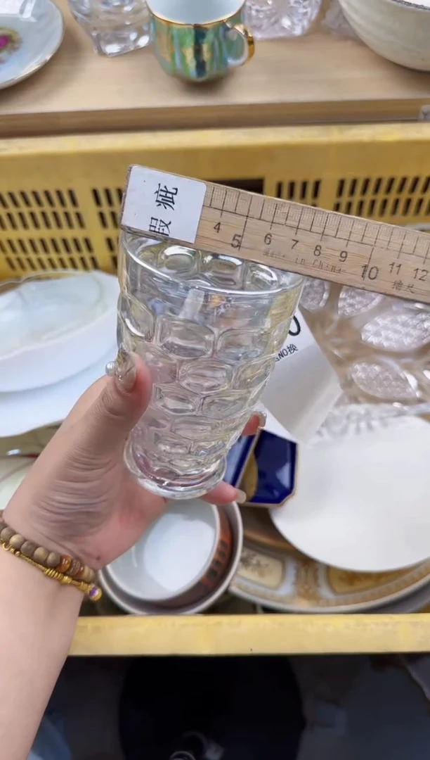 200回流瓷器，默认微瑕，18包邮