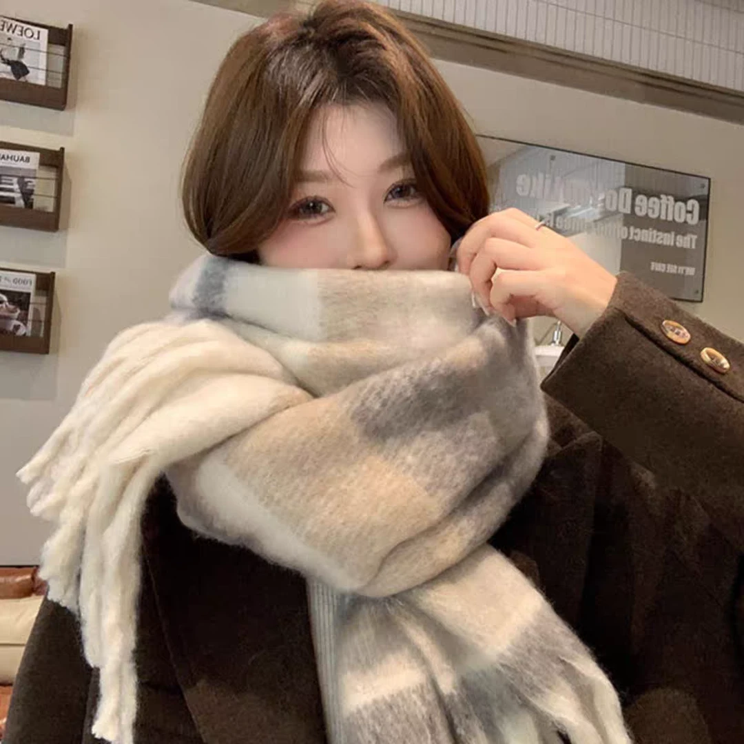 2024新款海马毛格子高级氛围感围巾