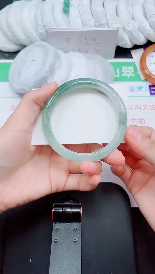 石英质玉手镯未镶嵌166-59/60