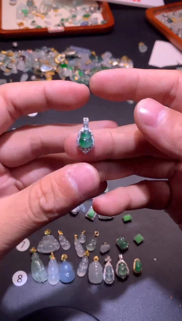 【闪购商品】翡翠吊坠(不含链)银S925镶嵌1