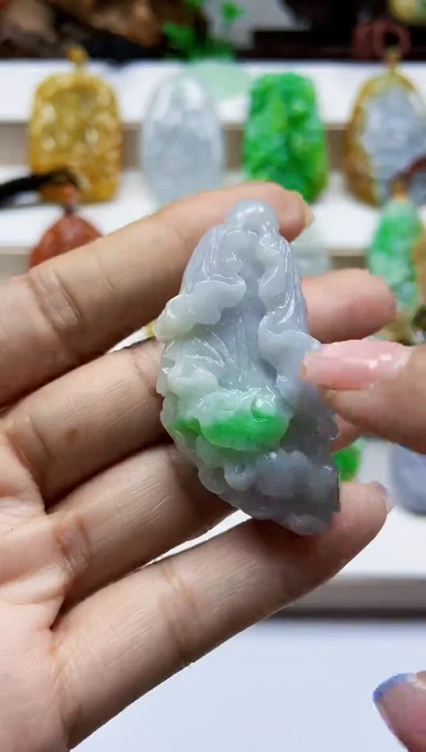 颈饰未镶嵌翡翠翡翠A货