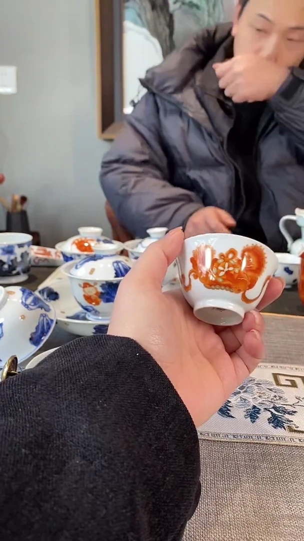 瓷小卿亭  狮子杯