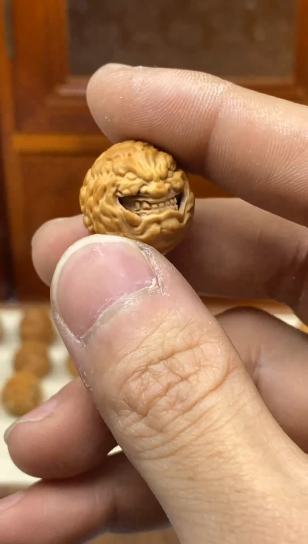 吊坠猴头核桃新款 一念 单獠牙 恶僧 镂空不镂空随机发