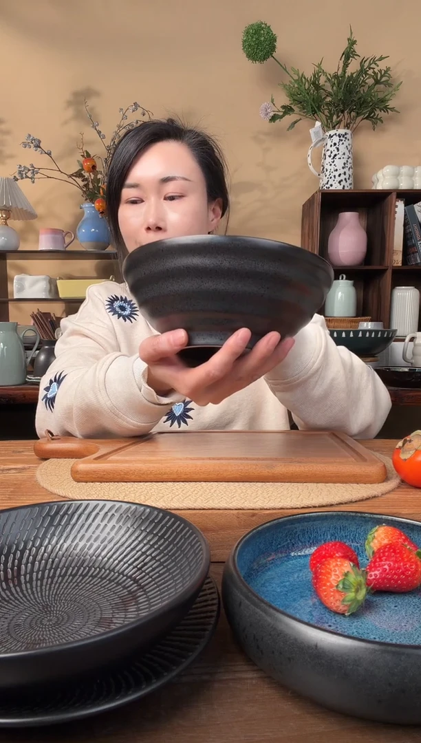 8英寸窑变麻点螺纹斗笠碗微瑕