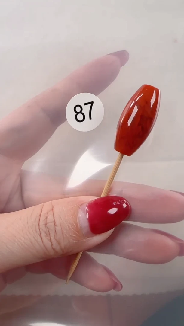 吊坠(不含链)未镶嵌南红玛瑙原矿无优化无胶裂桶珠