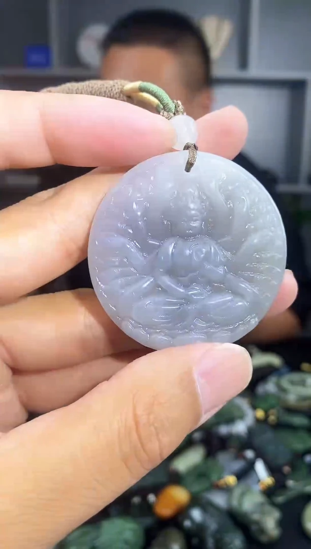 和田玉未镶嵌颈饰1