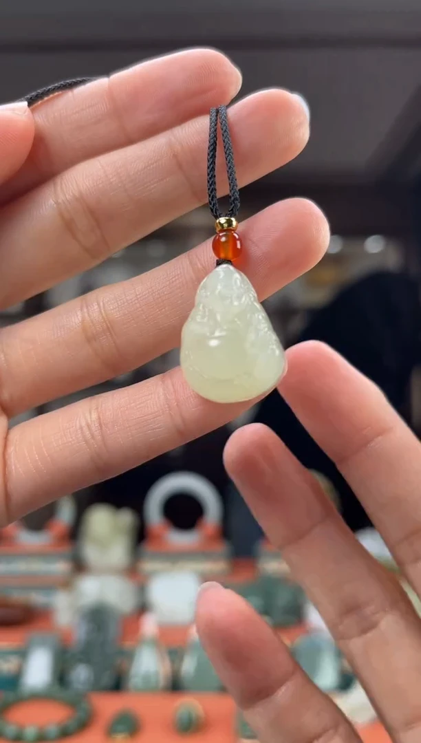 【闪购商品】和田玉颈饰未镶嵌1