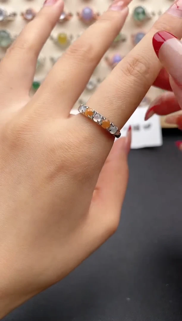 【闪购商品】翡翠戒指银S925镶嵌一物一证一礼盒