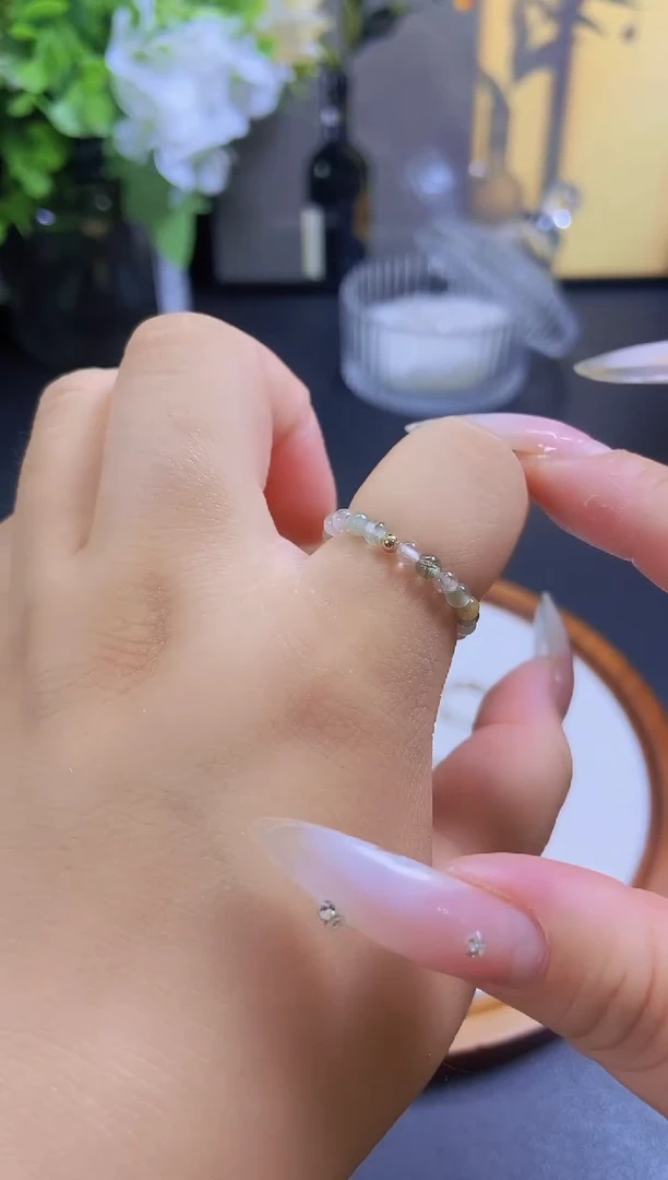 水晶戒指未镶嵌绿发晶多宝