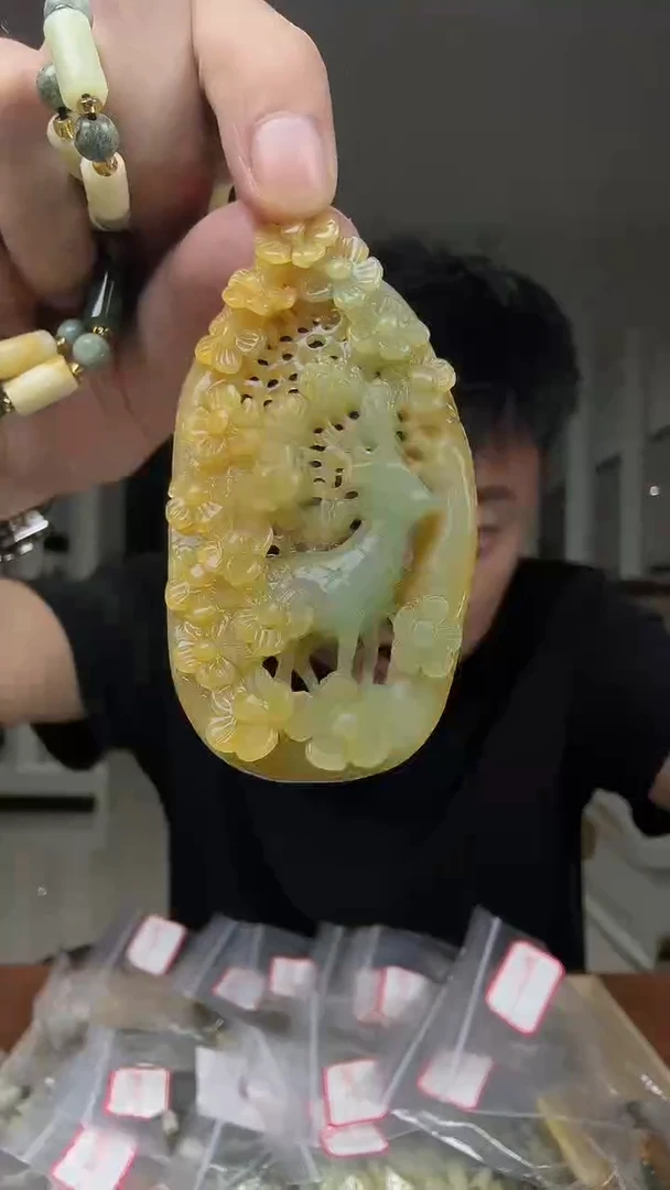 未镶嵌岫玉其它多样性发货一件