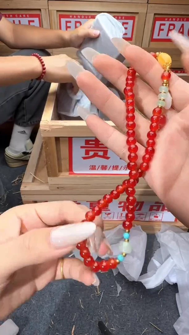 精美手串（无礼盒）