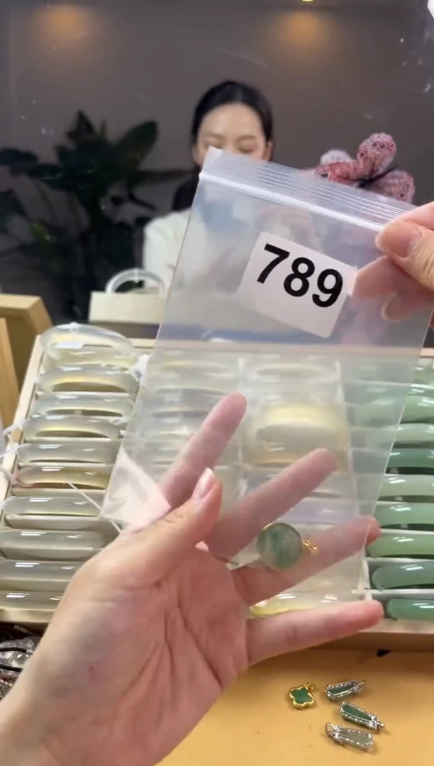 玛瑙/玉髓手镯银S925镶嵌789非洲翠