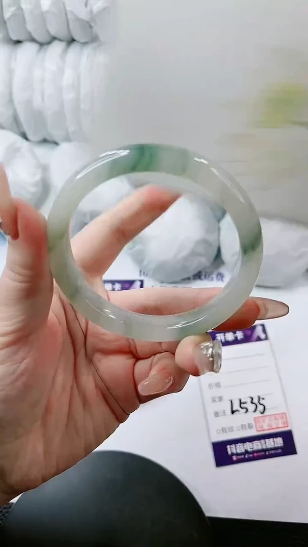 【闪购商品】石英质玉手镯未镶嵌多样性发货L535