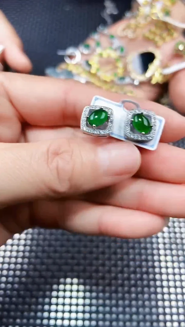 【闪购商品】翡翠耳饰未镶嵌11111111