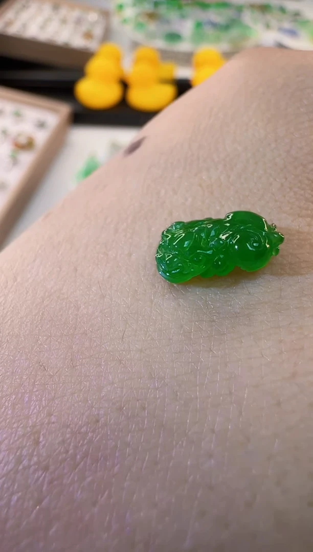 颈饰未镶嵌翡翠缅甸A货翡翠