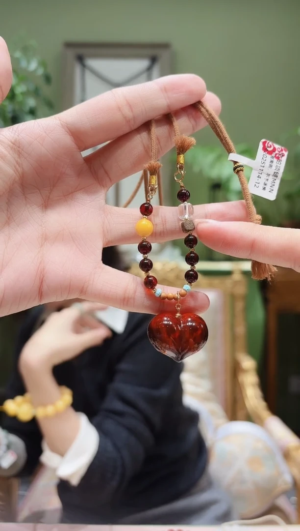 裸石琥珀未镶嵌血珀绳编项链