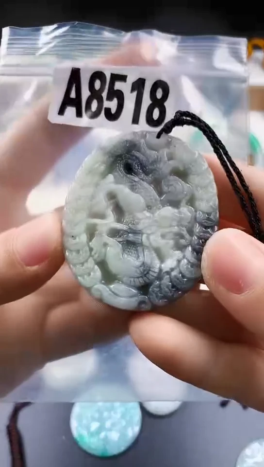 颈饰未镶嵌翡翠天然翡翠吊坠挂件