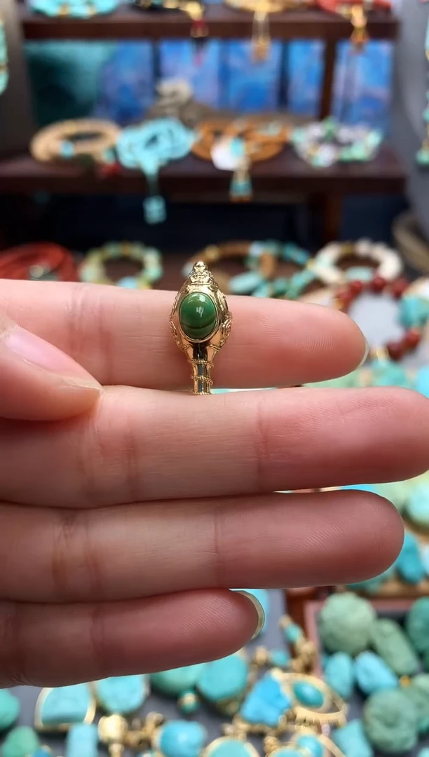 18K金镶嵌绿松石挂件金镶水波纹三通