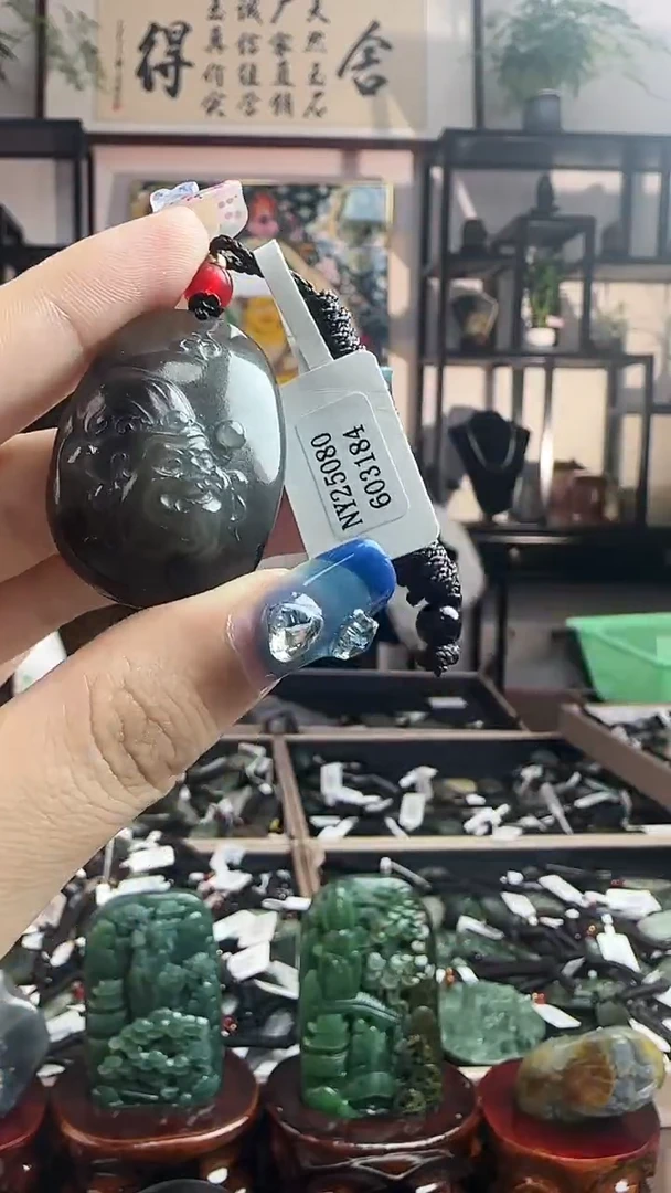 颈饰未镶嵌和田玉3184