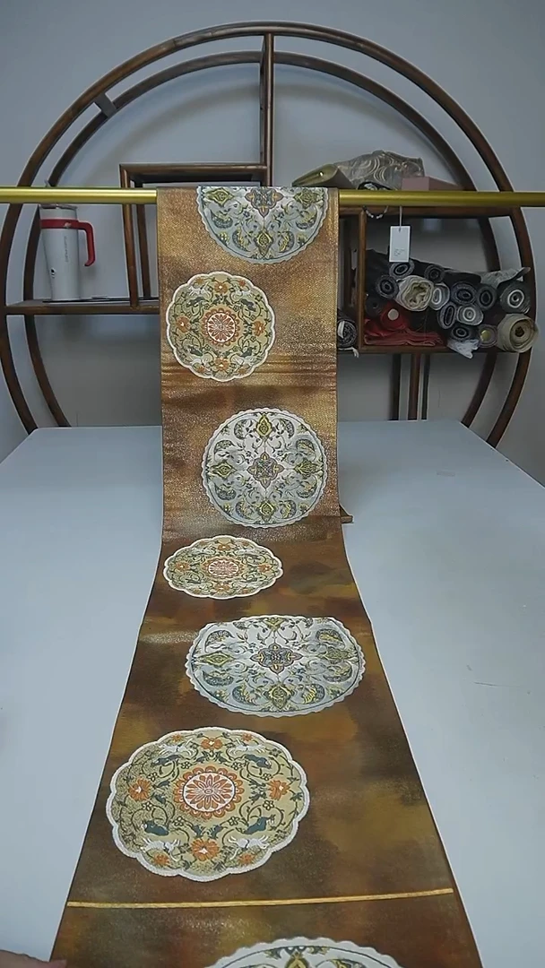 织绣1西阵织六通宝相花