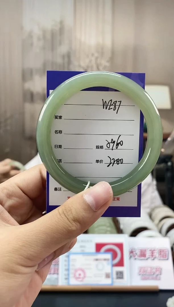和田玉手镯未镶嵌WE87微色差