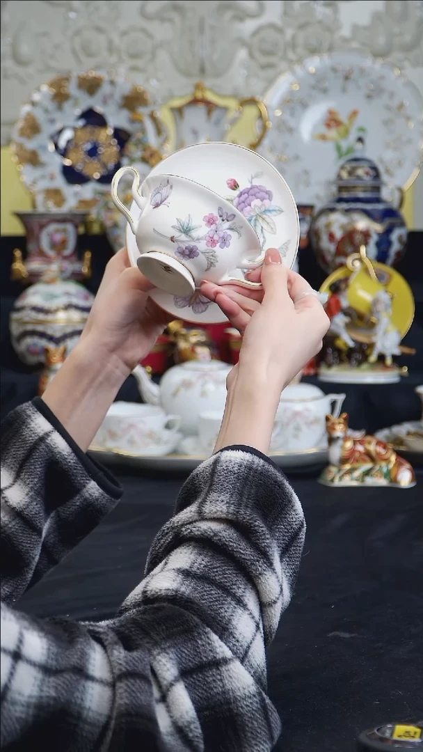 骨瓷婷婷中古器物如图所示143