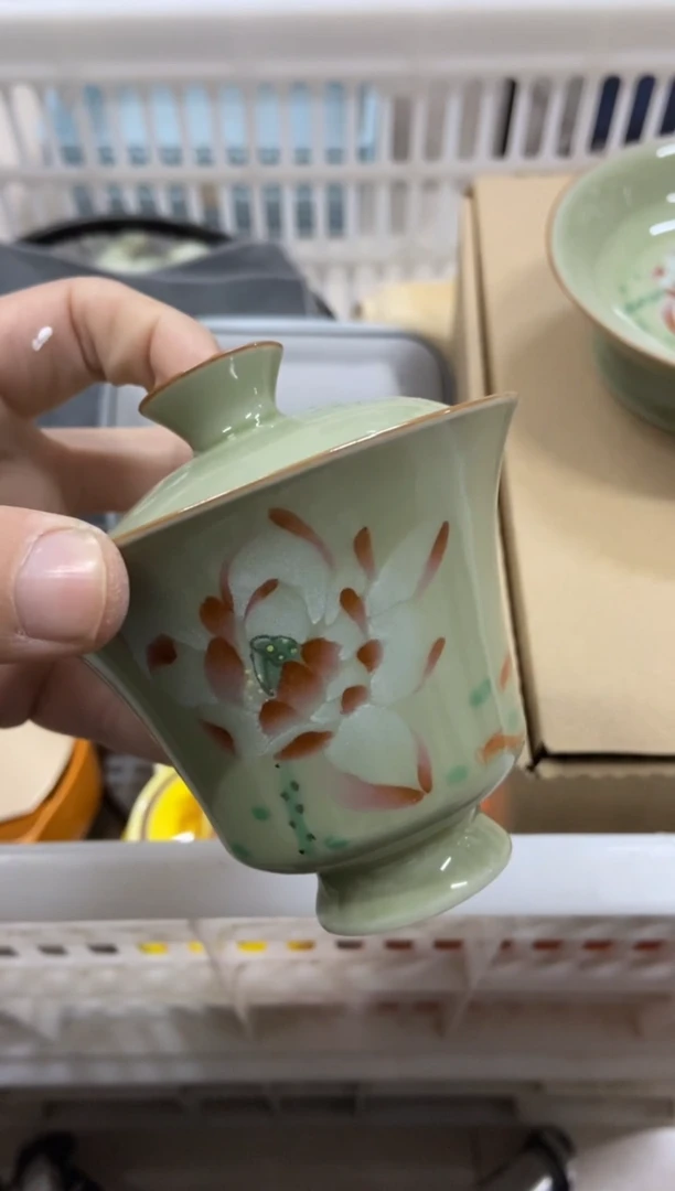 杯无运费险有瑕疵的摄影的产品有使用过的痕迹有点脏介意勿拍