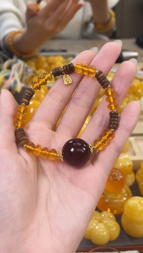 裸石琥珀未镶嵌J6