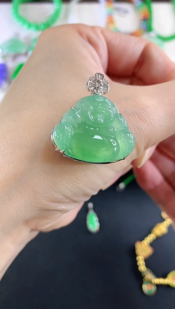 吊坠(不含链)18K金镶嵌翡翠142|