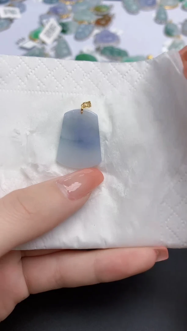 【闪购商品】翡翠颈饰18K金镶嵌天然缅甸翡翠A货