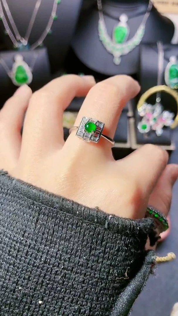 【闪购商品】翡翠戒指银S925镶嵌戒指