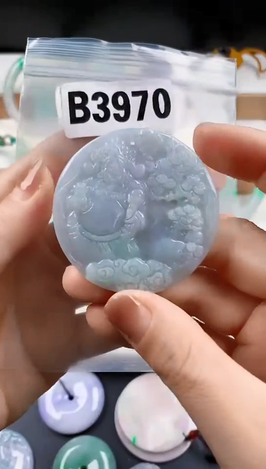 颈饰未镶嵌翡翠天然翡翠吊坠挂件