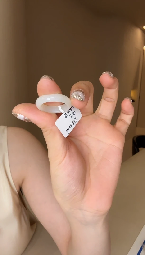 和田玉戒指未镶嵌18码俄白（细条）多样性发其一