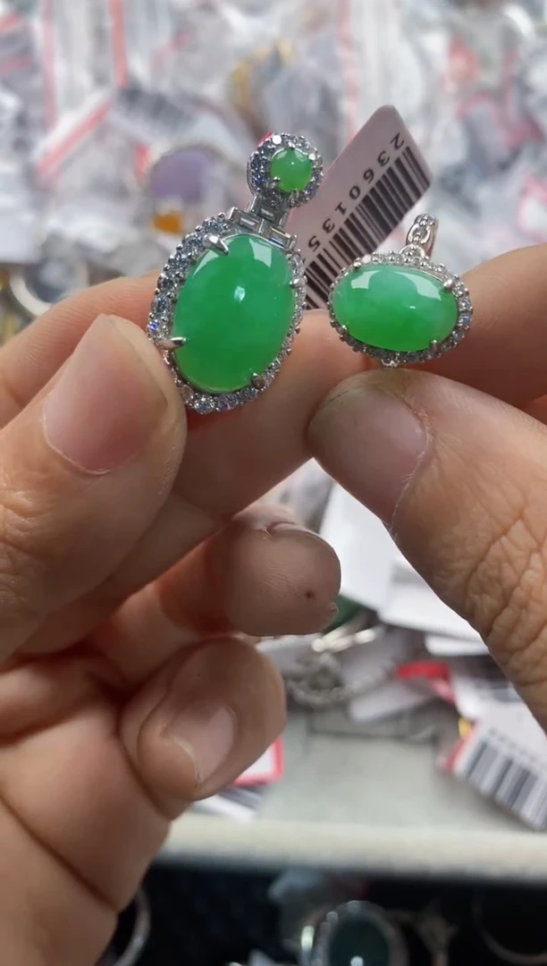 银S925镶嵌戒指翡翠444             6