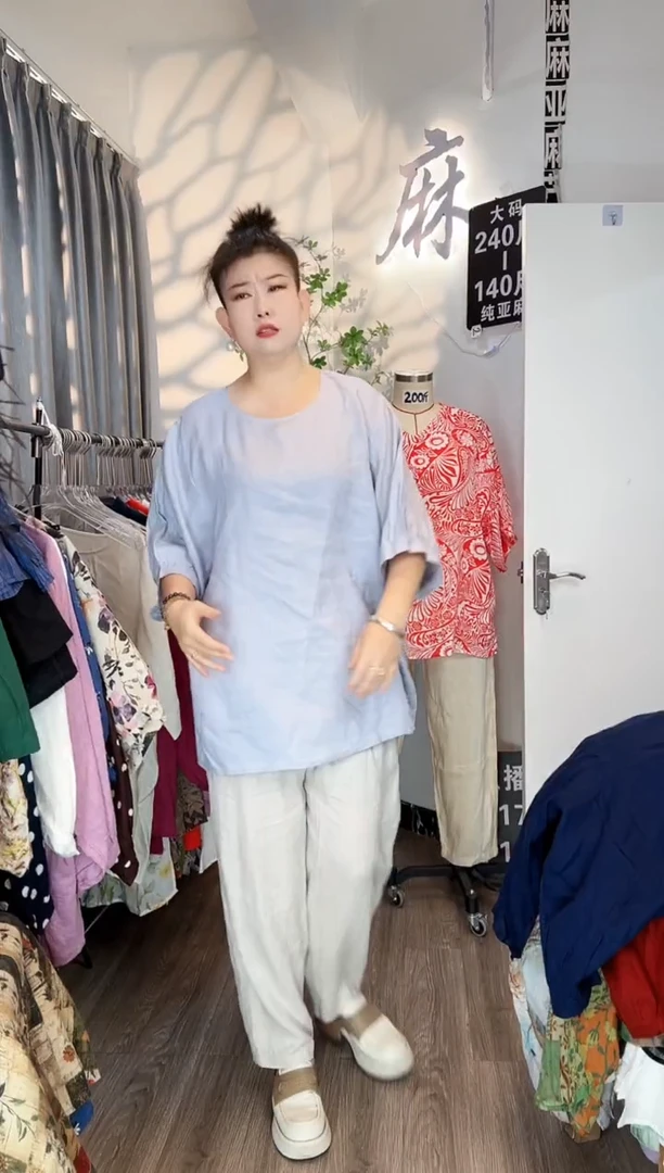 亚麻大码女装系列。