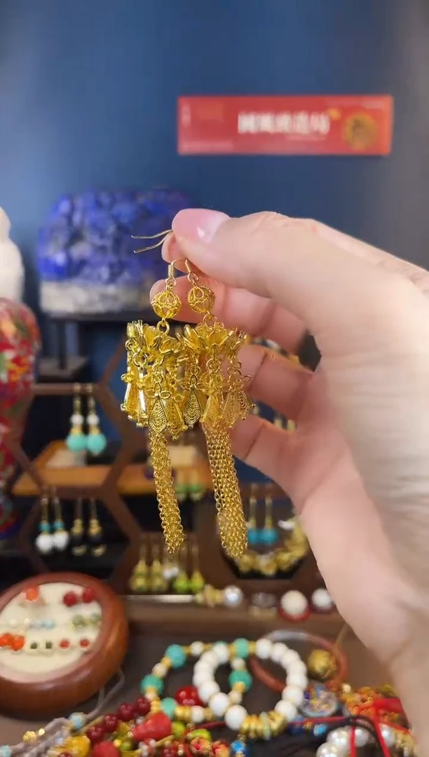，206号大小莲花珐琅耳钩