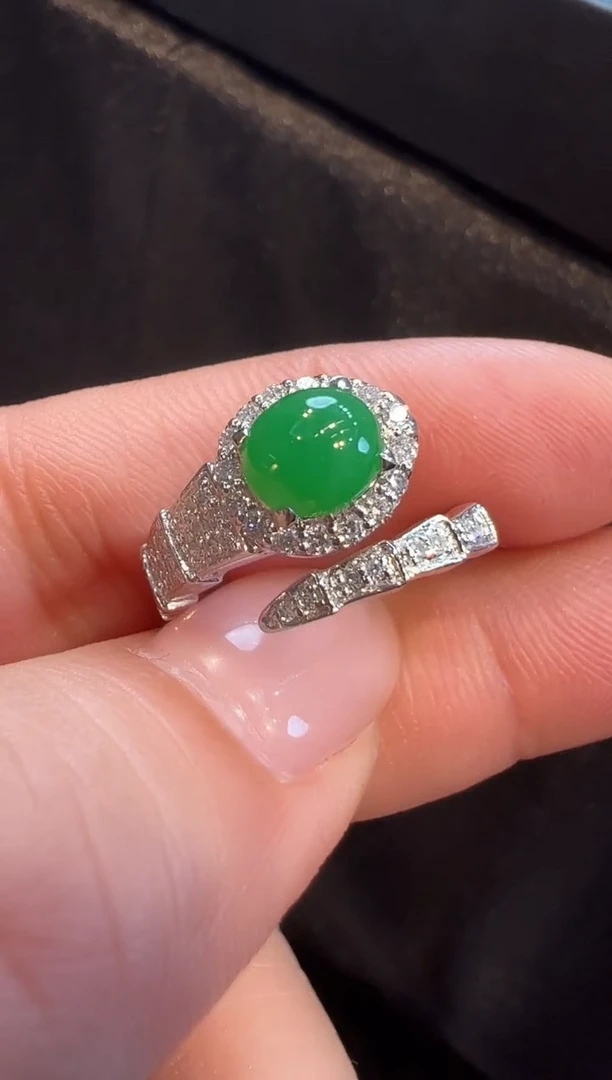 18K金镶嵌戒指翡翠AL6戒指