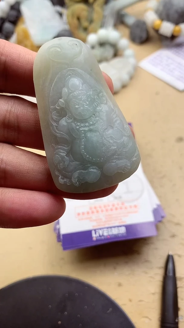 定制翡翠未镶嵌翡翠1