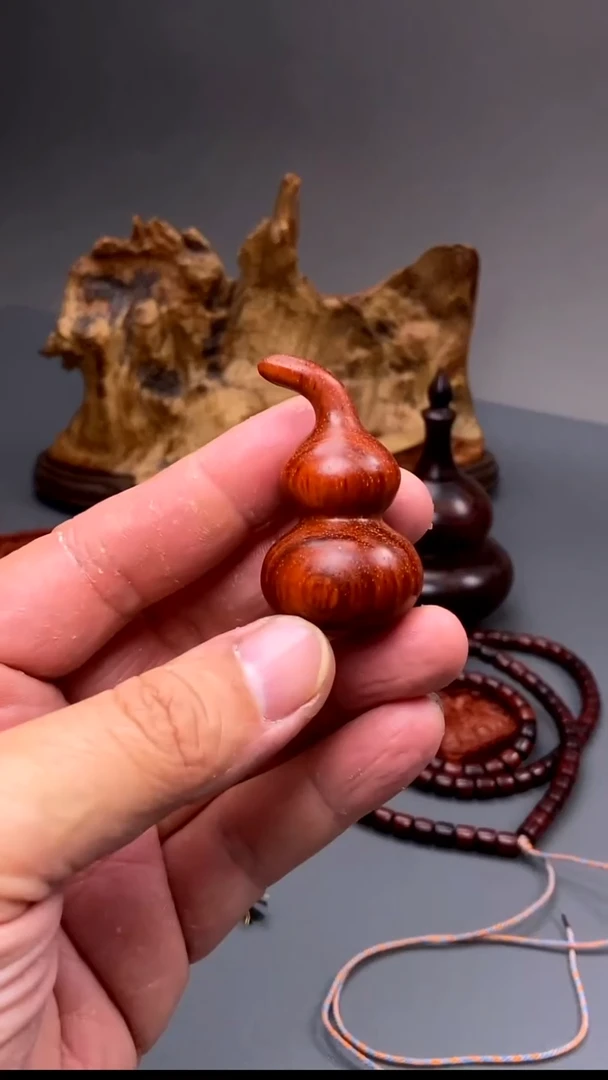 其他小叶紫檀印度小叶紫檀葫芦手把件