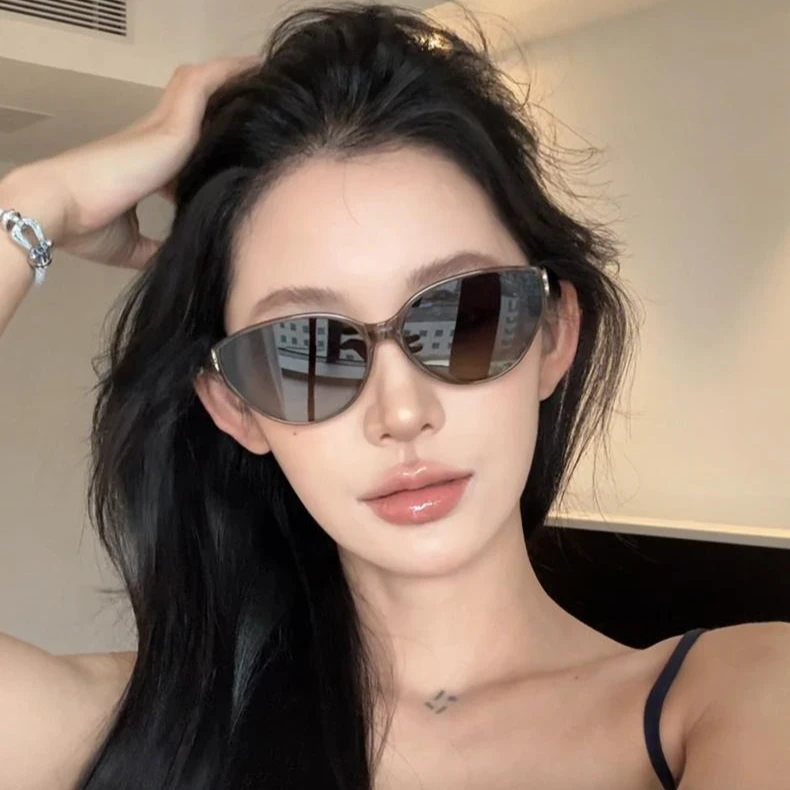 目奢2025新款美式复古猫眼墨镜高级感窄框眼镜方圆脸女显瘦8238AW