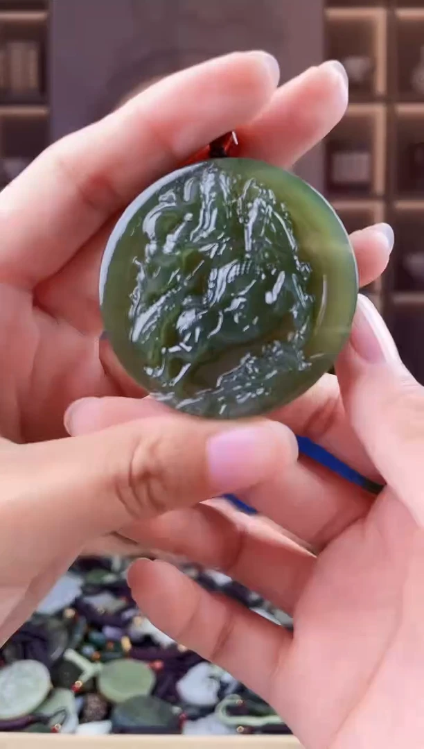 未镶嵌和田玉挂件拍一发一，多样性发货