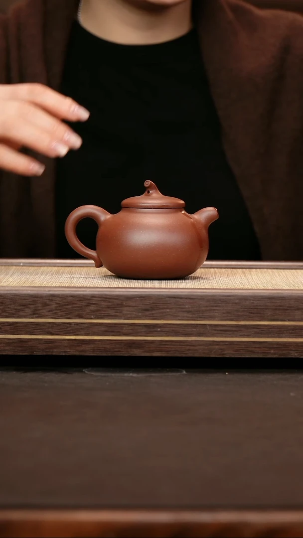 茶壶紫砂中槽清 茄瓜