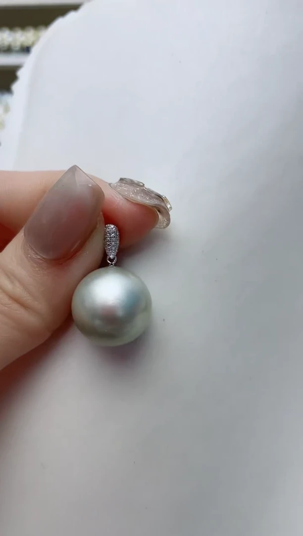 【闪购商品】海水珍珠颈饰18K金镶嵌A212