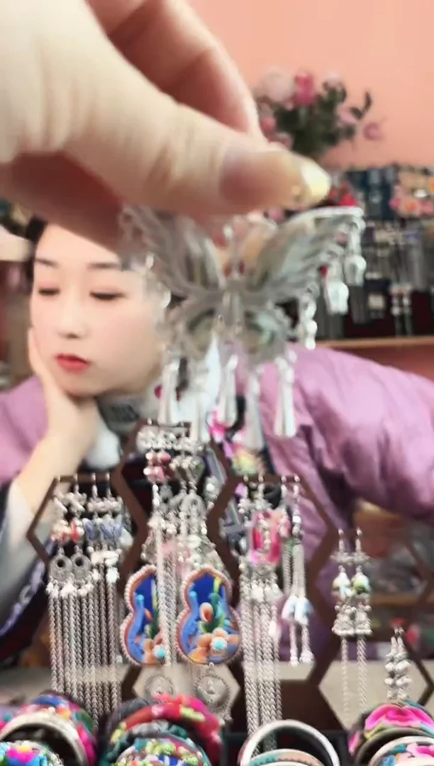 艺枝独绣手工饰品  28