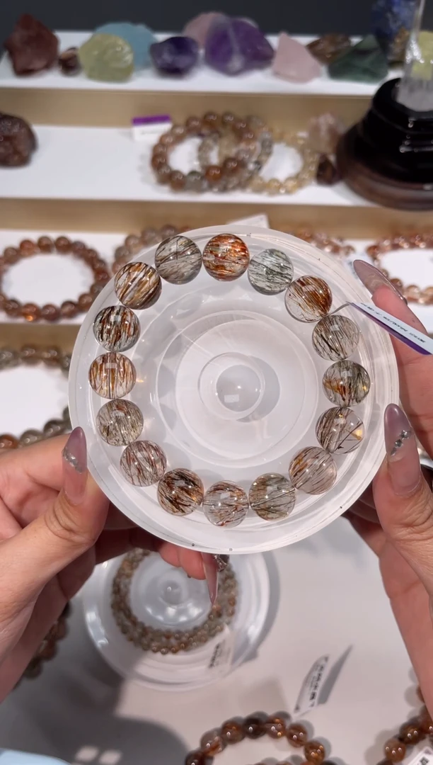 水晶手串未镶嵌黑金超七14+